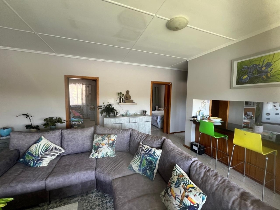 2 Bedroom Property for Sale in Bonza Bay Eastern Cape